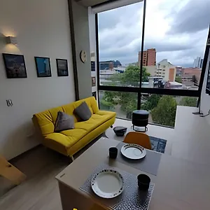 loft-moderno-con-vista-a-los-cerros-en-chapinero.hotels-bogota.net/